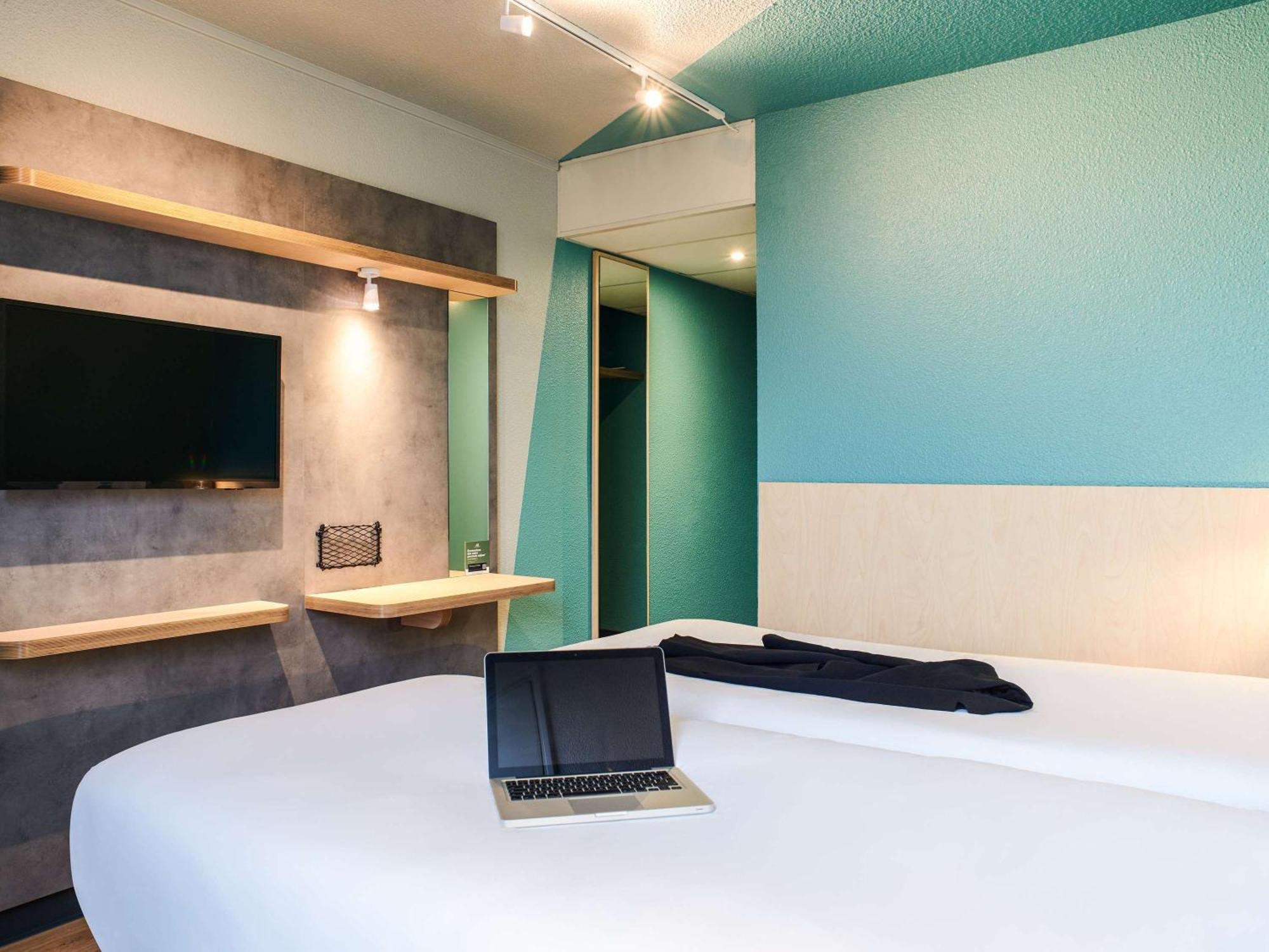 Hotel Ibis Budget Nantes Ouest Atlantis Coueron Exterior photo